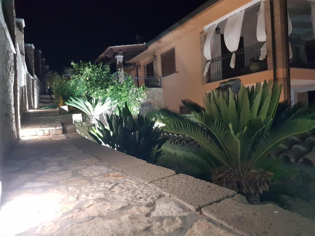 "La Pavoncella" Chia - Domus De Maria Villa Exteriör bild